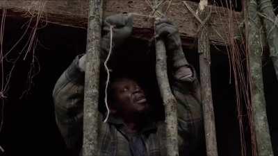 POV: You play Project Zomboid alone