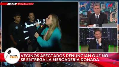 La gente de bahía blanca está denunciando que el municipio se queda las donaciones.