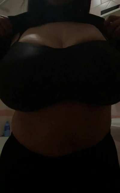 The young ones are always the horniest