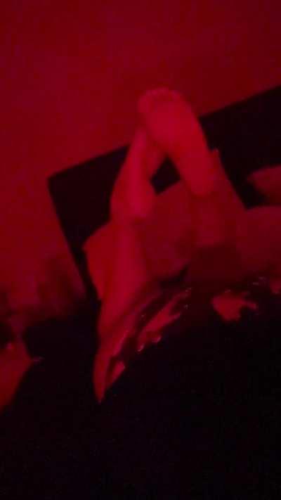 my cousins soles and ass 😫