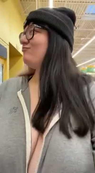 Showing my titties in public is becoming a favorite thing of mine.