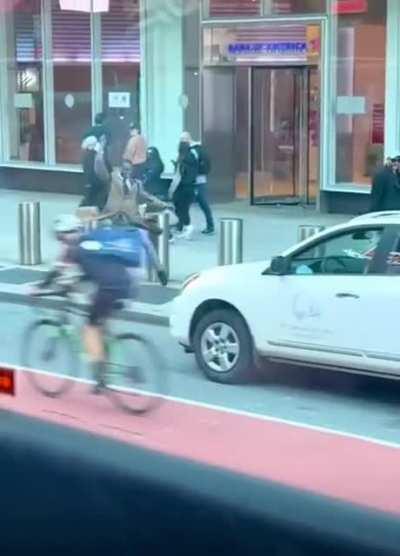 Man can’t contain his happiness and dances for a passing bus