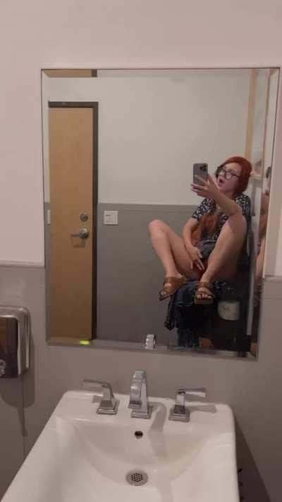 I scurried off into the bathroom while I waiting for my coffee order and made myself cum.