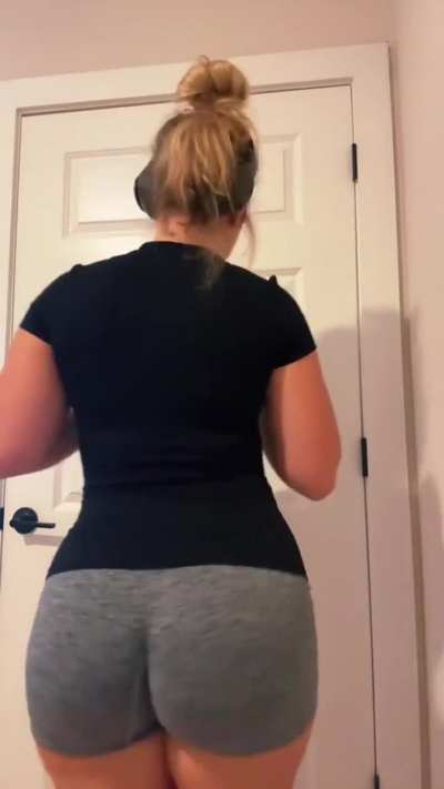 natalee p, shorts 🍑