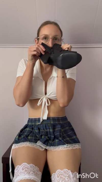 Naughty teachers first lesson 💦😈