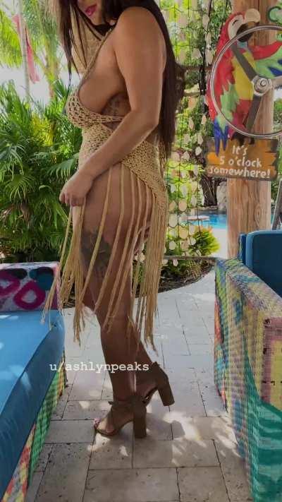 My MILF Curves Will Make You Drool [OC]