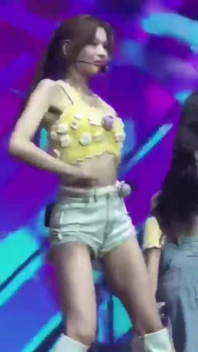 Minatozaki Sana 🥵