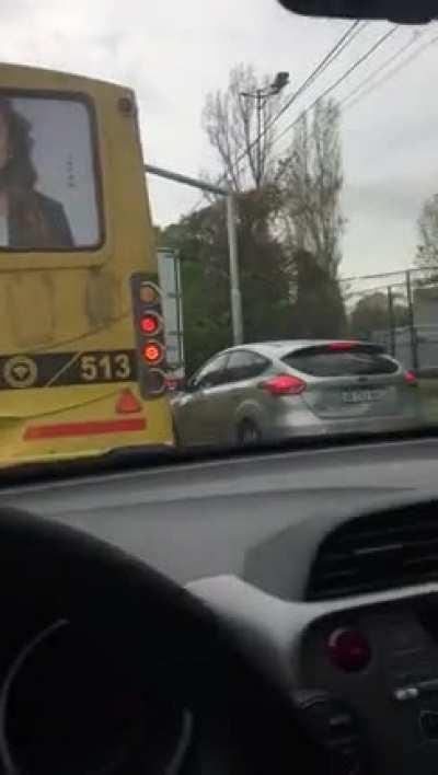 Ni los perros de los bancan.