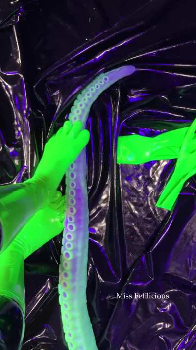 What happend here? 😱🦑