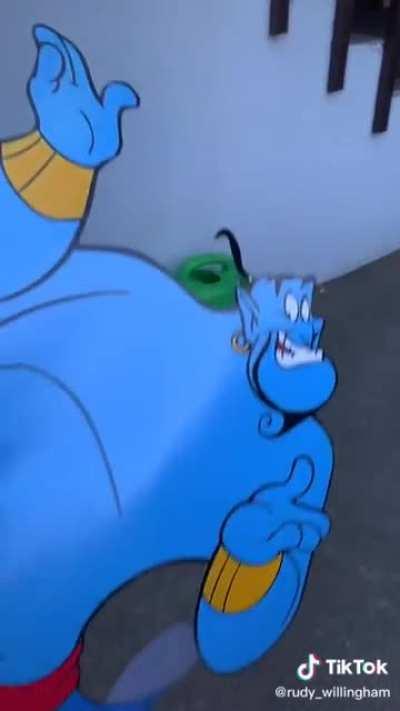 I make street art to make people smile - Rudy Willingham