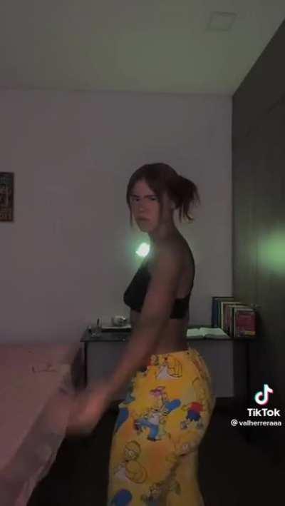 fat ass with some huge recoil on it 🥶