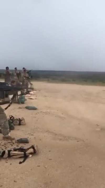 I too will fix the problem of a lack of machine gun posts