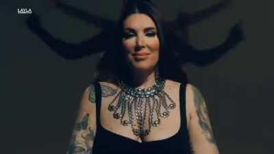 Italian mascara commercial. who doesn't want long black D mascara.