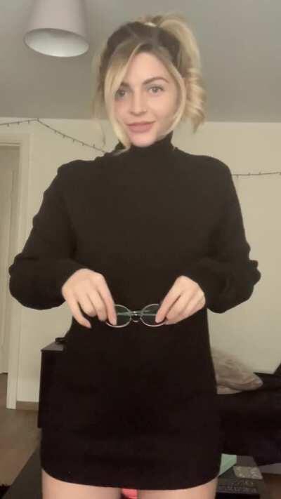 When it’s time for a dick appointment.. 🤓🖤