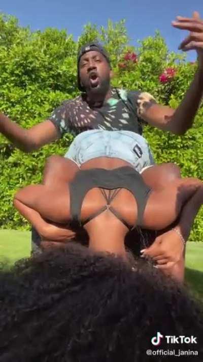 I Dunno How To Feel About This 😆