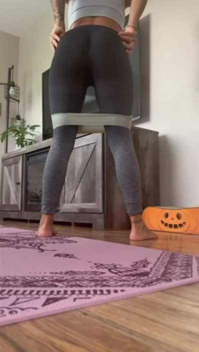 Judge my form with your face underneath me [F]