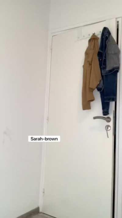 Do you like ebony girls in high heels?