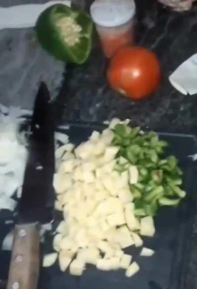 Dica para quem não quer chorar na hora de cozinhar