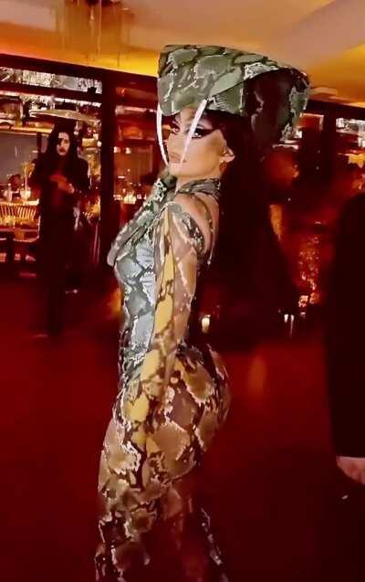 Look back at it (looped)