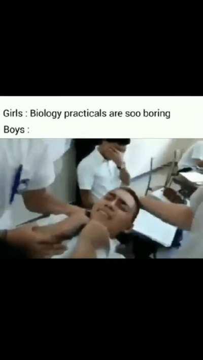 With friends every moment is memorable!