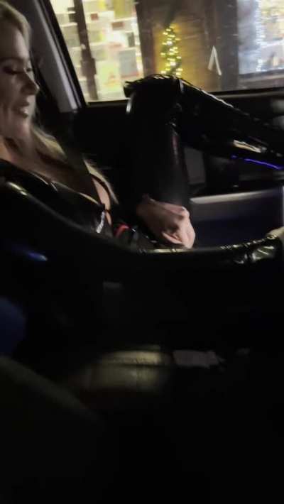 Hubby come out from the store to find this 