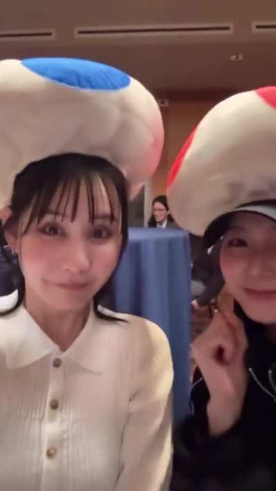 Tomomi and Mami