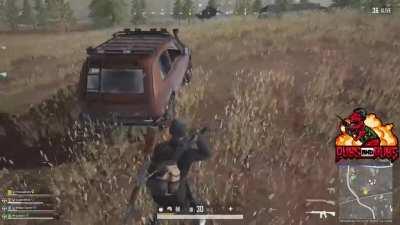 Bombing a compound with a C4 Car! (shoutout to Benjoi & Reddit user perusingbandit for inspiration!)