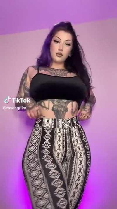 Soft & Jiggly No.603 (JIGGLE WALK) 😅😍🍑