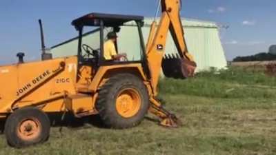 John Deere 210C Backhoe Loader