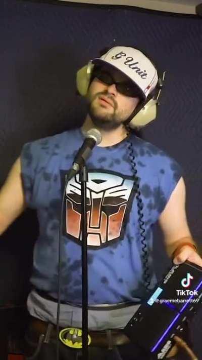 Chad does acoustic cover of transfomers