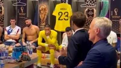 emotivas palabras de consuelo de Macron en el vestuario francés luego de la derrota