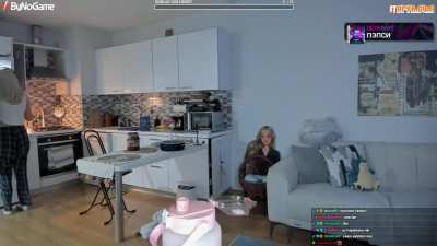 Eda Eryurt nipple (silinen)