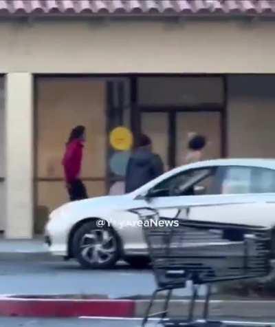 Man pulls out a gun after losing a fight with a woman in Vallejo, California
