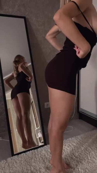 Do you wanna fuck a 2001 girl? ☺️