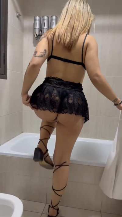 POV: you know you're going to fuck the prettiest girl at the party in your friend's bathroom