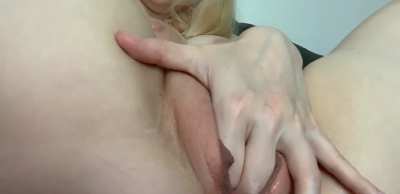 Ever hooked up w a white girl? DMs open🍑