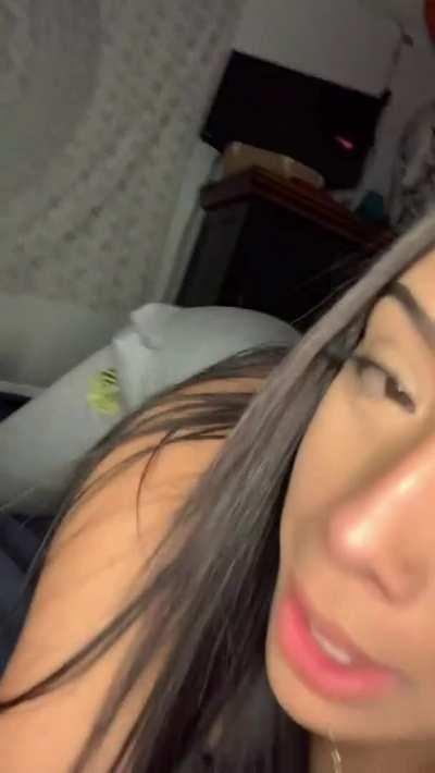 Humping Latina OnlyFans