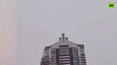 Ukranian drones are hitting apartments building in Kazan Russia,21/12/24