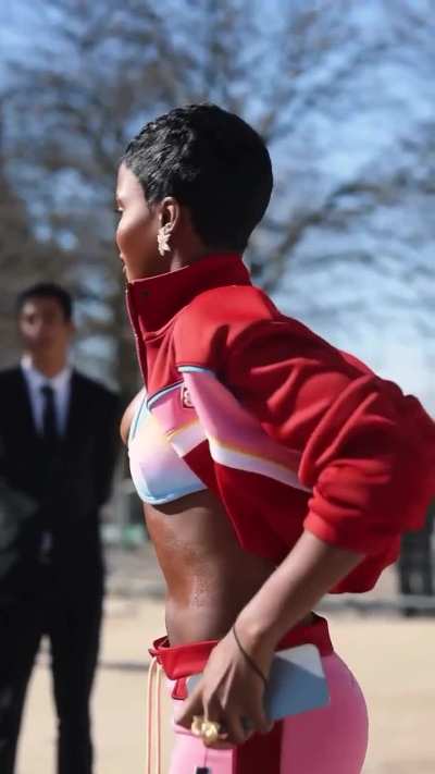 Eva Apio (British-Ugandan Model)