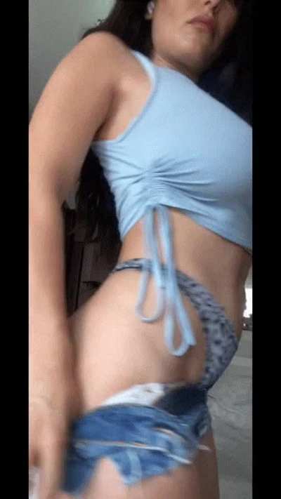 Good girls don’t cover up