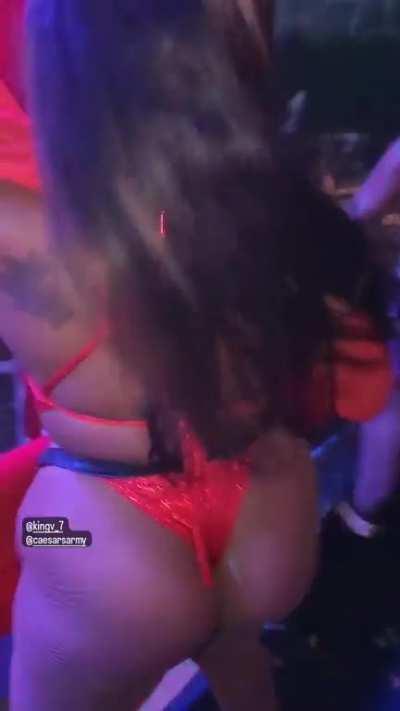 Bam Bam 🍑 (@kingv_7)