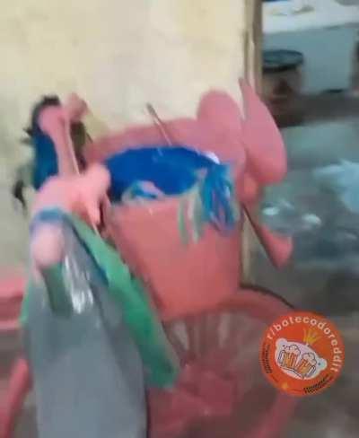 Faltou o bege elétrico 