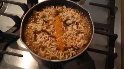 Eye of Sauron, Noodle Edition. It watches me