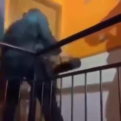 Ломай её полностью!