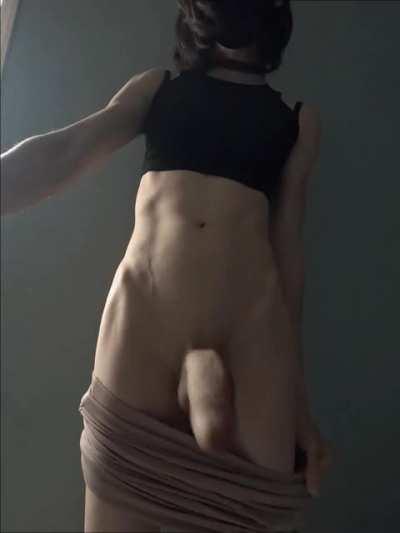 Who's bigger? Me or you 🤔