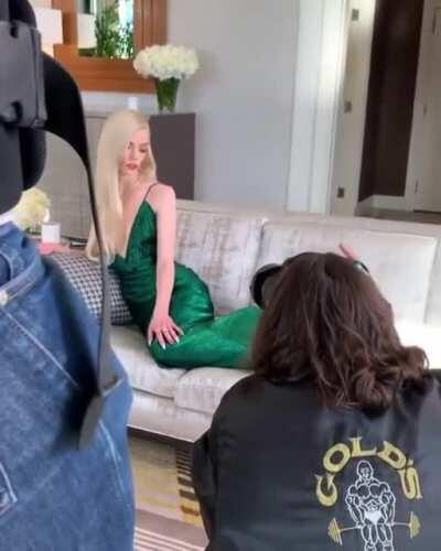 She Looks Stunning for the Golden Globes