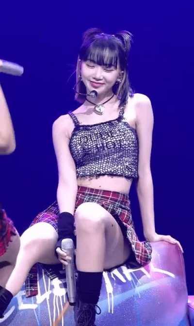 Le Sserafim - Chaewon