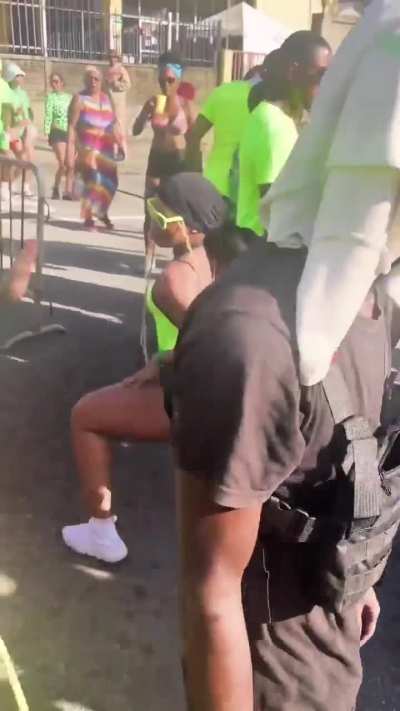 Ixmluna on de road 📍Tobago