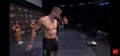 UFC Light Heavyweight Champion Jan Blachowicz from Poland not only owns a Witcher sword, but also proudly wears the wolf medallion proudly at the ceremonial weight ins before the defense of his title