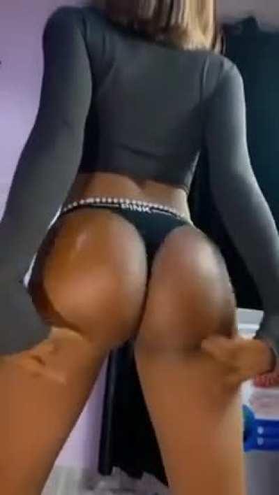 Leaks in vip group 🔞